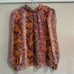 NWOT Avara floral print too
